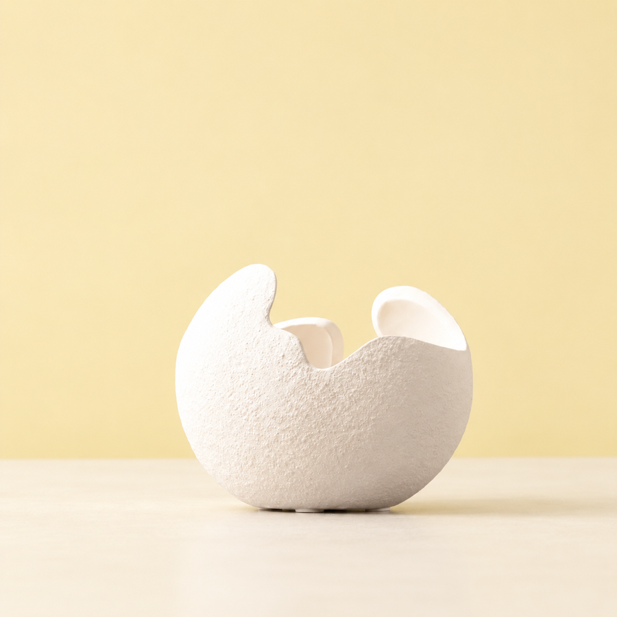 Cracked-Egg Vase